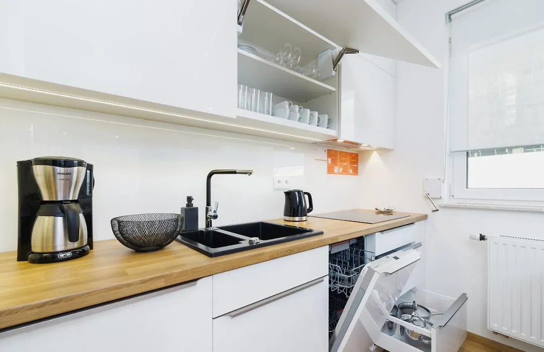 Apartments Supernova Near Tauron Arena By Noclegi Renters-1
